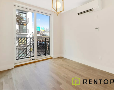 415 Manhattan Avenue - Photo Thumbnail 2