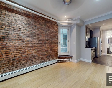 208 East 25th Street - Photo Thumbnail 1