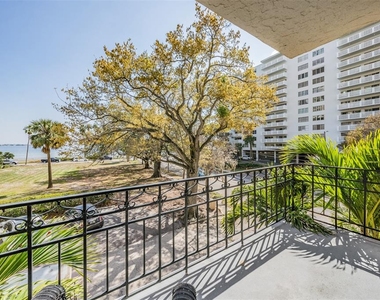 2109 Bayshore Boulevard - Photo Thumbnail 22