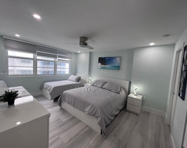 6917 Collins Ave - Photo Thumbnail 3