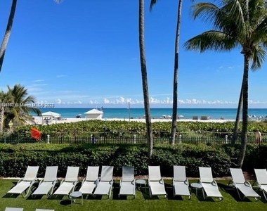 5225 Collins Ave - Photo Thumbnail 9