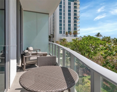 4111 S Ocean Dr - Photo Thumbnail 21