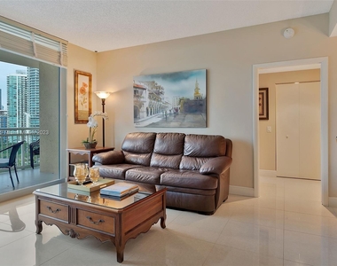 2475 Brickell Ave - Photo Thumbnail 15