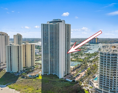 3000 N Ocean Drive - Photo Thumbnail 17