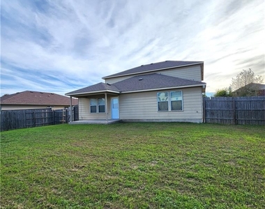 411 Taurus Drive - Photo Thumbnail 24