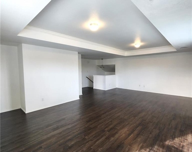411 Taurus Drive - Photo Thumbnail 17