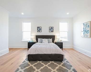 2512 Octavia Street - Photo Thumbnail 21