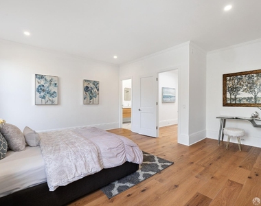 2512 Octavia Street - Photo Thumbnail 22