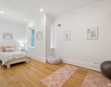 2512 Octavia Street - Photo Thumbnail 27