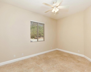 3177 Linda Vista Drive - Photo Thumbnail 27