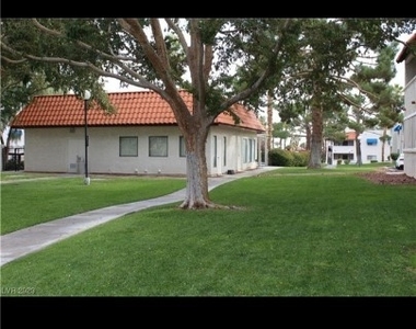 101 Luna Way - Photo Thumbnail 2