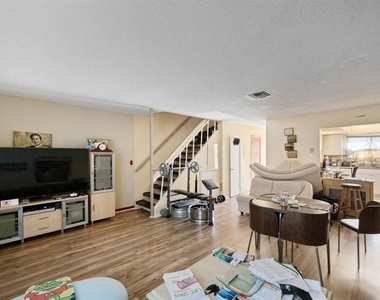 1625 58th Terrace S - Photo Thumbnail 12