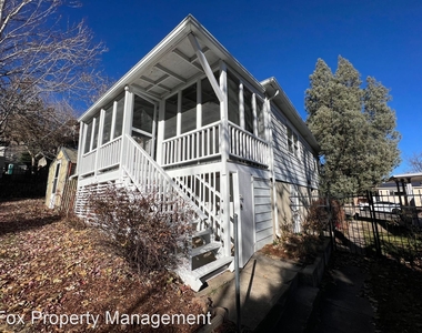 410 Iris Avenue - Photo Thumbnail 11