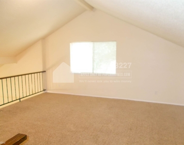 5307 Mossgrey Ln - Photo Thumbnail 10