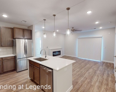 4503 Legends Drive - Photo Thumbnail 62