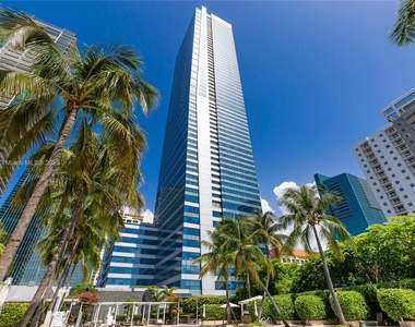 1425 Brickell Ave - Photo Thumbnail 39