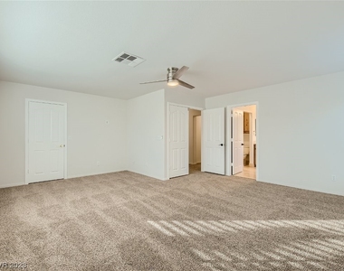 4400 Olive Tree Circle - Photo Thumbnail 19