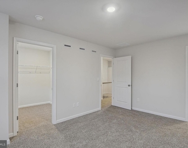 415 Tevis Street - Photo Thumbnail 10