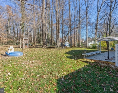 6322 Beachway Dr - Photo Thumbnail 19