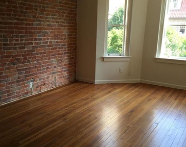 1717 T St Nw #21 - Photo Thumbnail 4