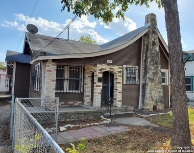 2134 Cincinnati Ave - Photo Thumbnail 0