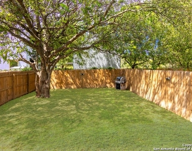 11111 Belair Dr - Photo Thumbnail 21