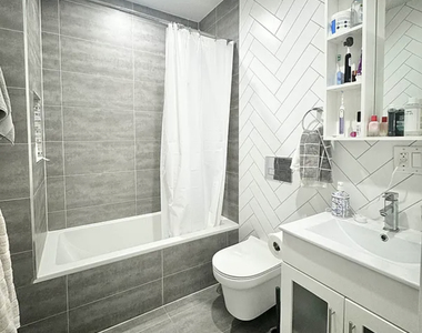 120 West 3rd Street - Photo Thumbnail 6