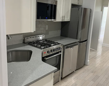 120 West 3rd Street - Photo Thumbnail 2