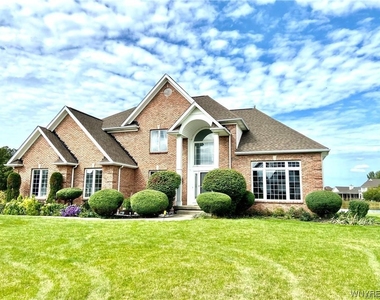 5458 Center Pine Lane - Photo Thumbnail 0