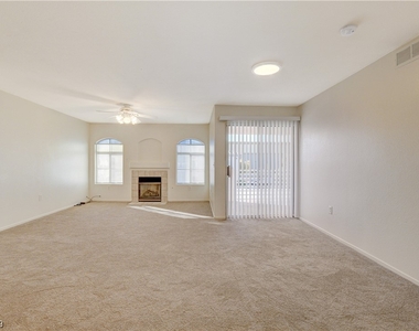 4555 E Sahara Avenue - Photo Thumbnail 11