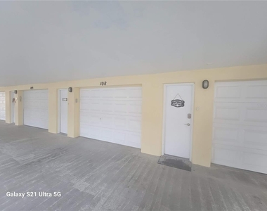 17960 Gulf Boulevard - Photo Thumbnail 5