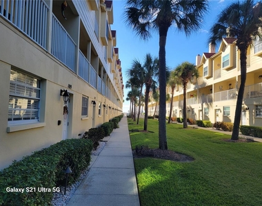 17960 Gulf Boulevard - Photo Thumbnail 7