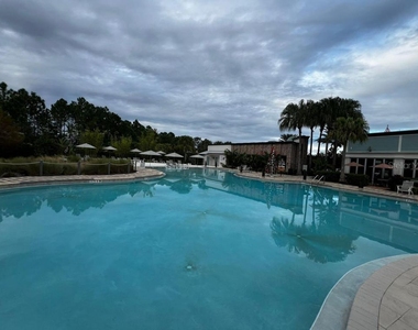 702 Longboat Drive - Photo Thumbnail 14