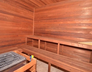 400 Island Way - Photo Thumbnail 51