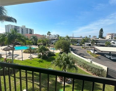 400 Island Way - Photo Thumbnail 26
