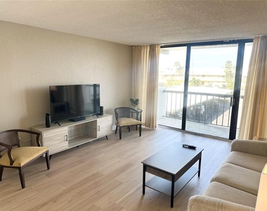 400 Island Way - Photo Thumbnail 10