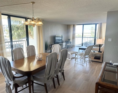 400 Island Way - Photo Thumbnail 7