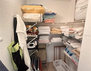 400 Island Way - Photo Thumbnail 24
