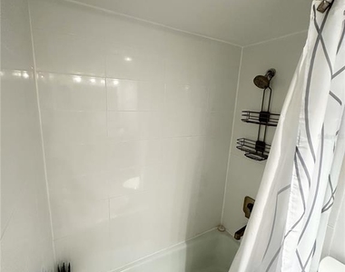 400 Island Way - Photo Thumbnail 22