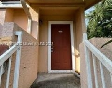 10500 Sw 155th Ct - Photo Thumbnail 3