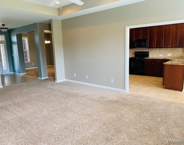 9401 Crofton Court - Photo Thumbnail 12