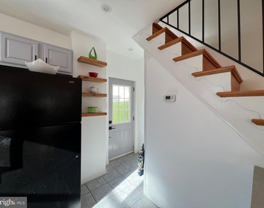 718 S Darien Street - Photo Thumbnail 8