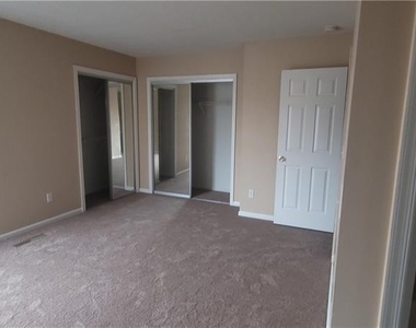 4614 Georgetown Place - Photo Thumbnail 3