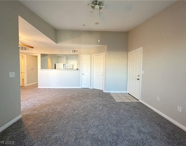 6955 N Durango Drive - Photo Thumbnail 7