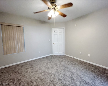 6955 N Durango Drive - Photo Thumbnail 24