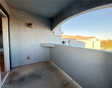 6955 N Durango Drive - Photo Thumbnail 28