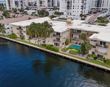 2600 S Ocean Dr - Photo Thumbnail 15