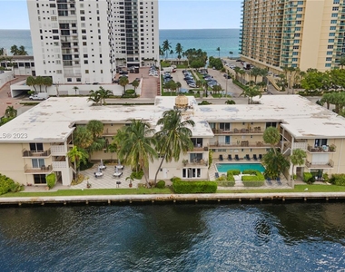 2600 S Ocean Dr - Photo Thumbnail 14