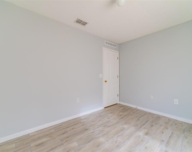 5396 Berrien Avenue - Photo Thumbnail 20