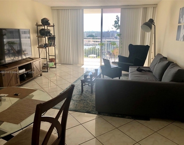 18071 Biscayne Blvd - Photo Thumbnail 1